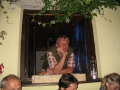 Panek v okn - e by ztra prelo?