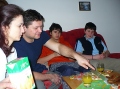 Karel krj na plky, aby na nho zbyl cel